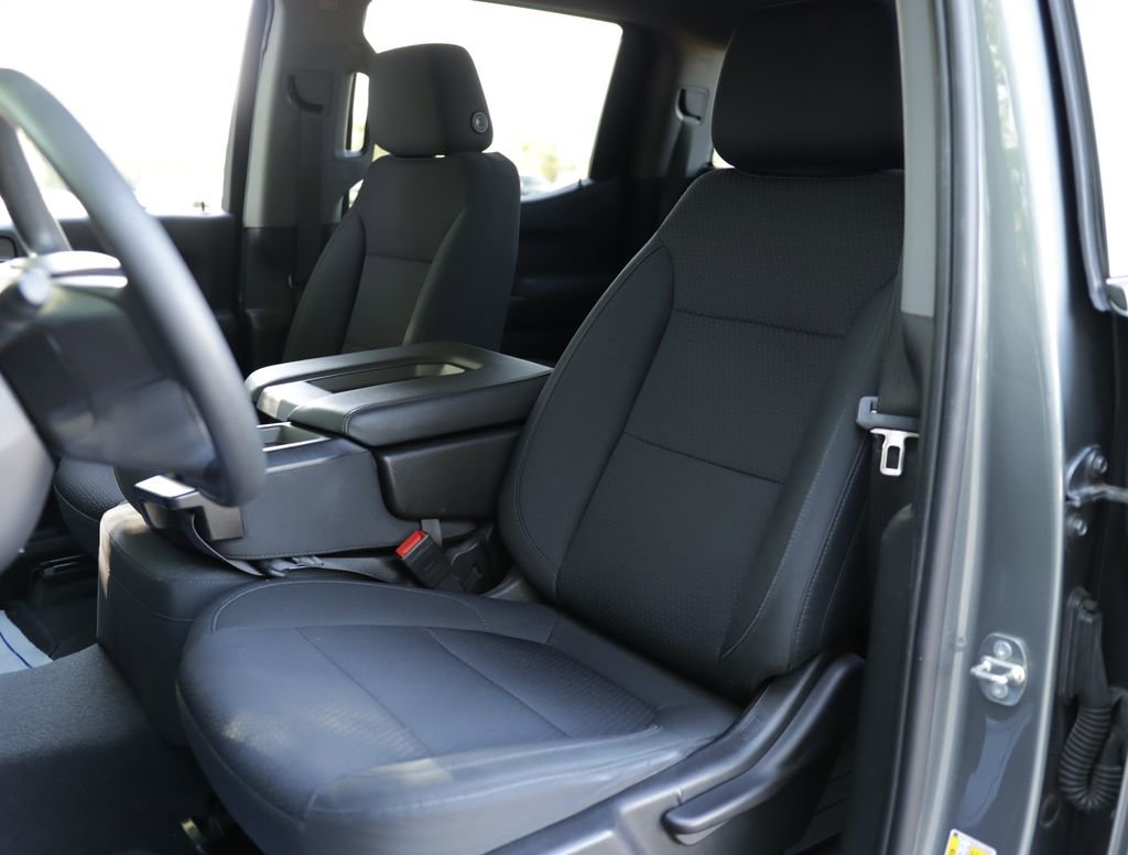 Used 2020 Chevrolet Silverado 1500 Custom w/ Custom Value Package AWD/4WD image 20