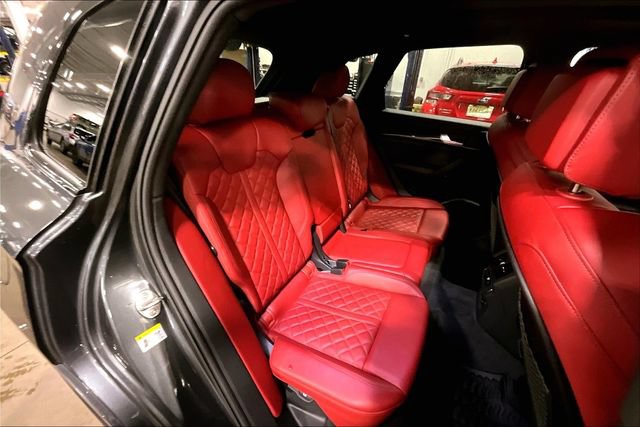 Used 2023 Audi SQ5 Premium Plus w/ Premium Plus Package AWD/4WD image 27