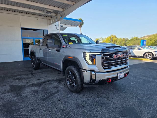 Used 2024 GMC Sierra 2500 AT4 w/ AT4 Premium Plus Package AWD/4WD image 3