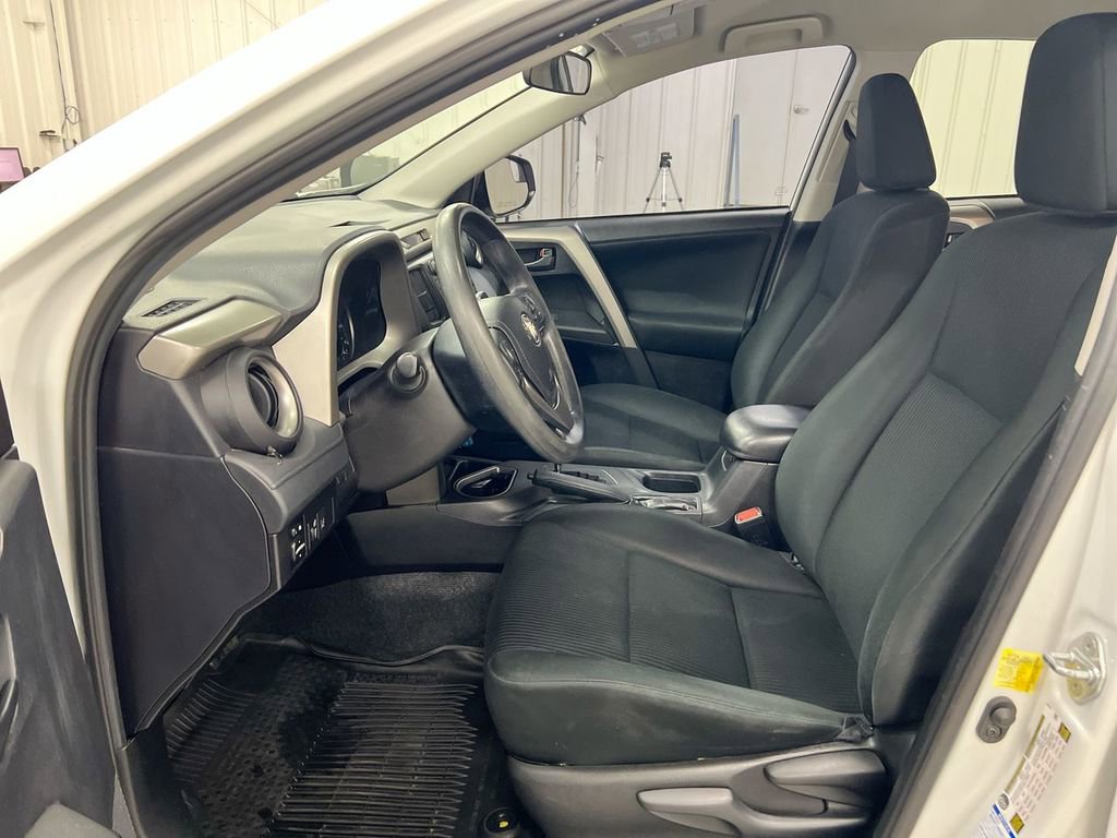 Used 2018 Toyota RAV4 LE w/ All Weather Liner Package image 19