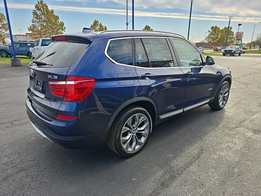Used 2016 BMW X3 xDrive28i image 3