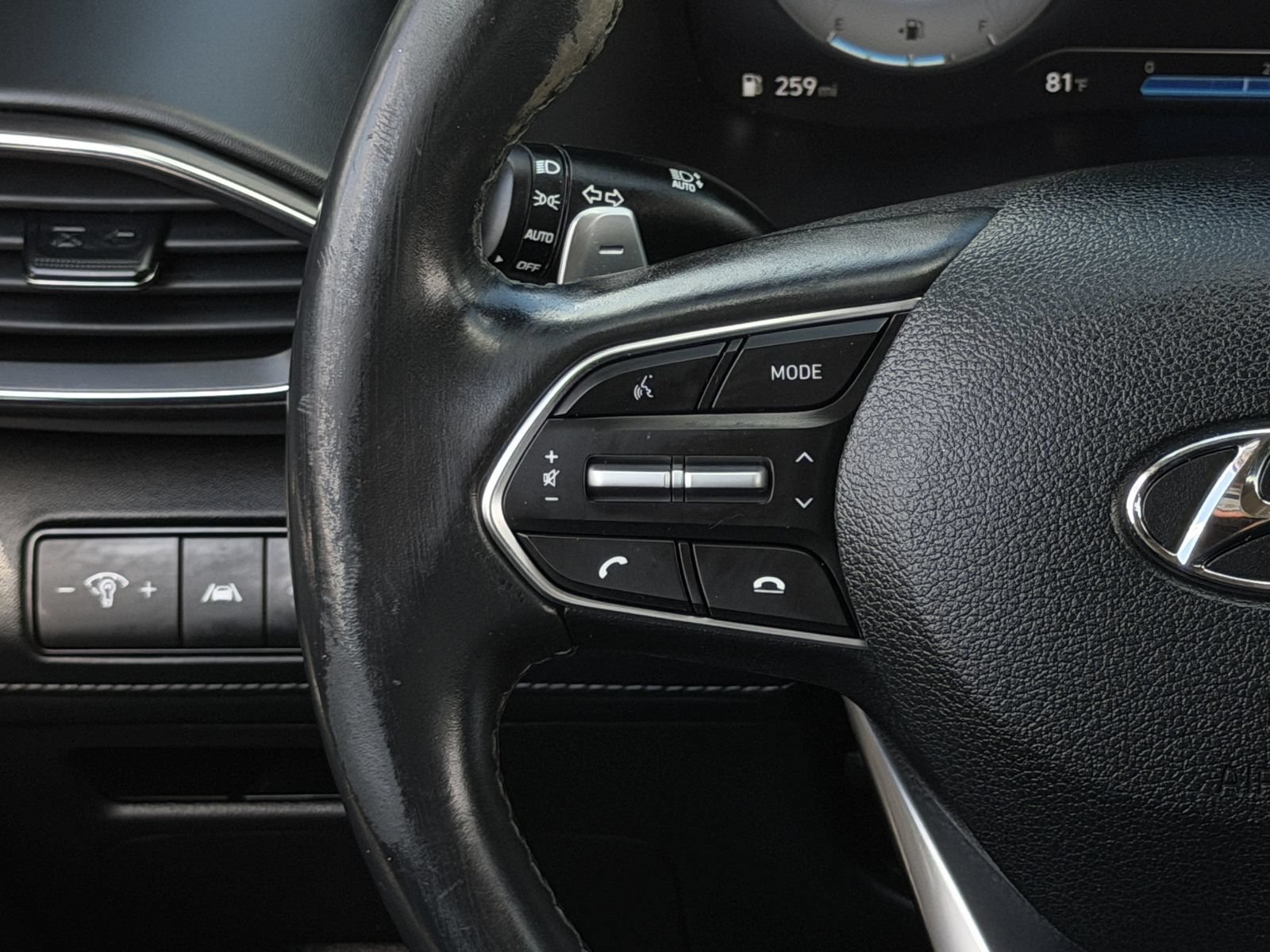 Used 2021 Hyundai Santa Fe SEL w/ Convenience + Premium Package FWD image 14