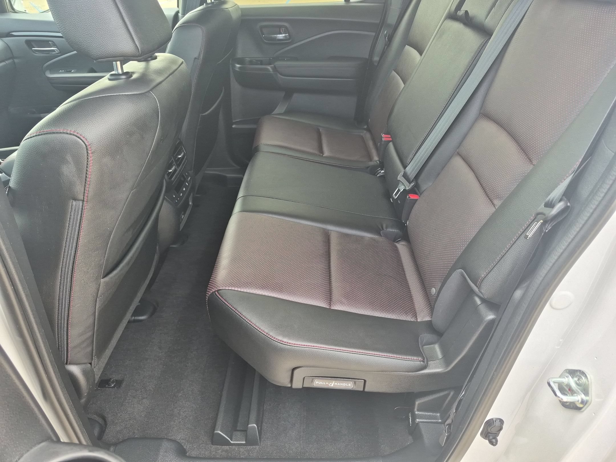 Certified 2024 Honda Ridgeline Black Edition image 24