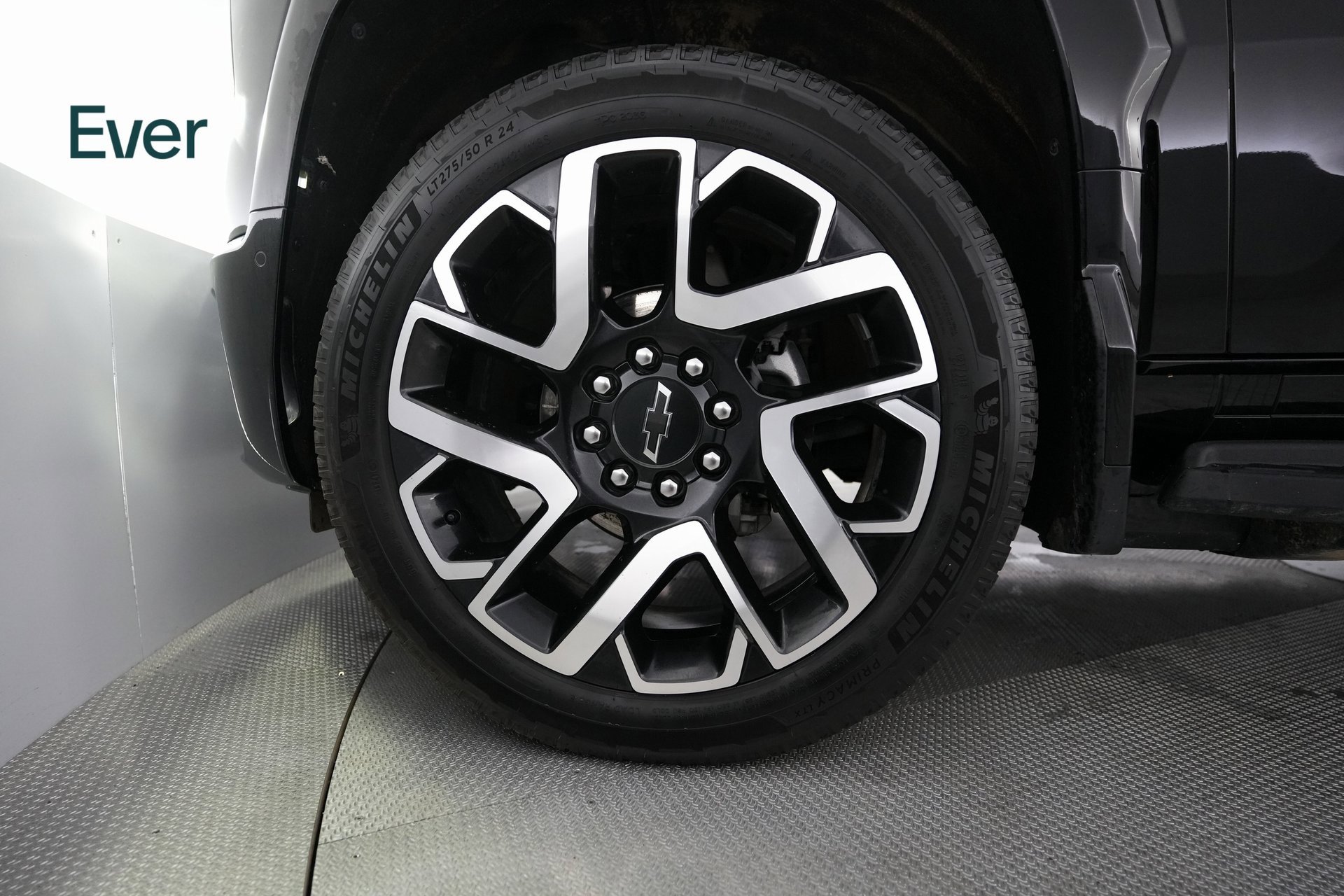 Used 2024 Chevrolet Silverado EV RST image 14