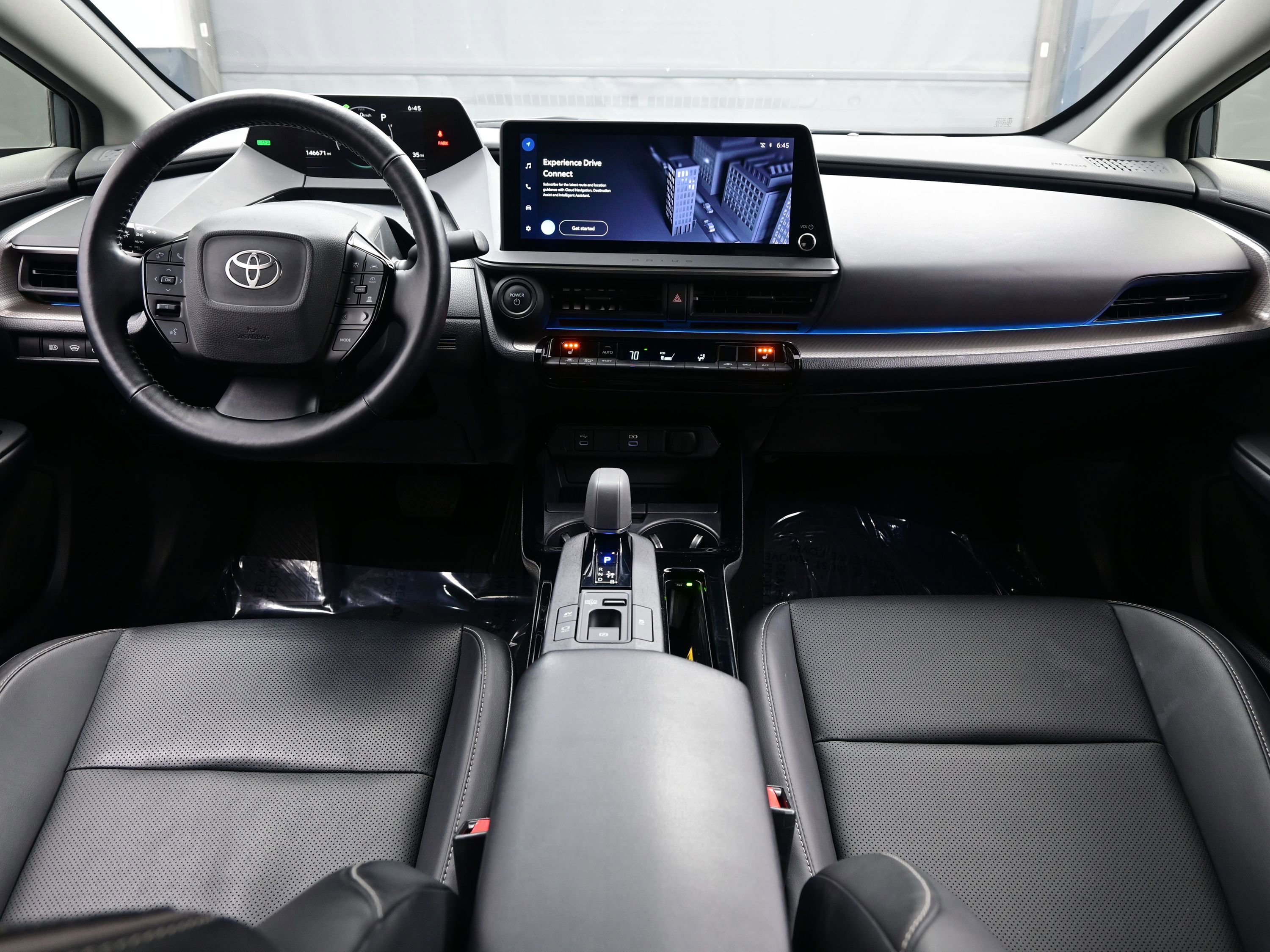 Used 2023 Toyota Prius XLE AWD/4WD image 17