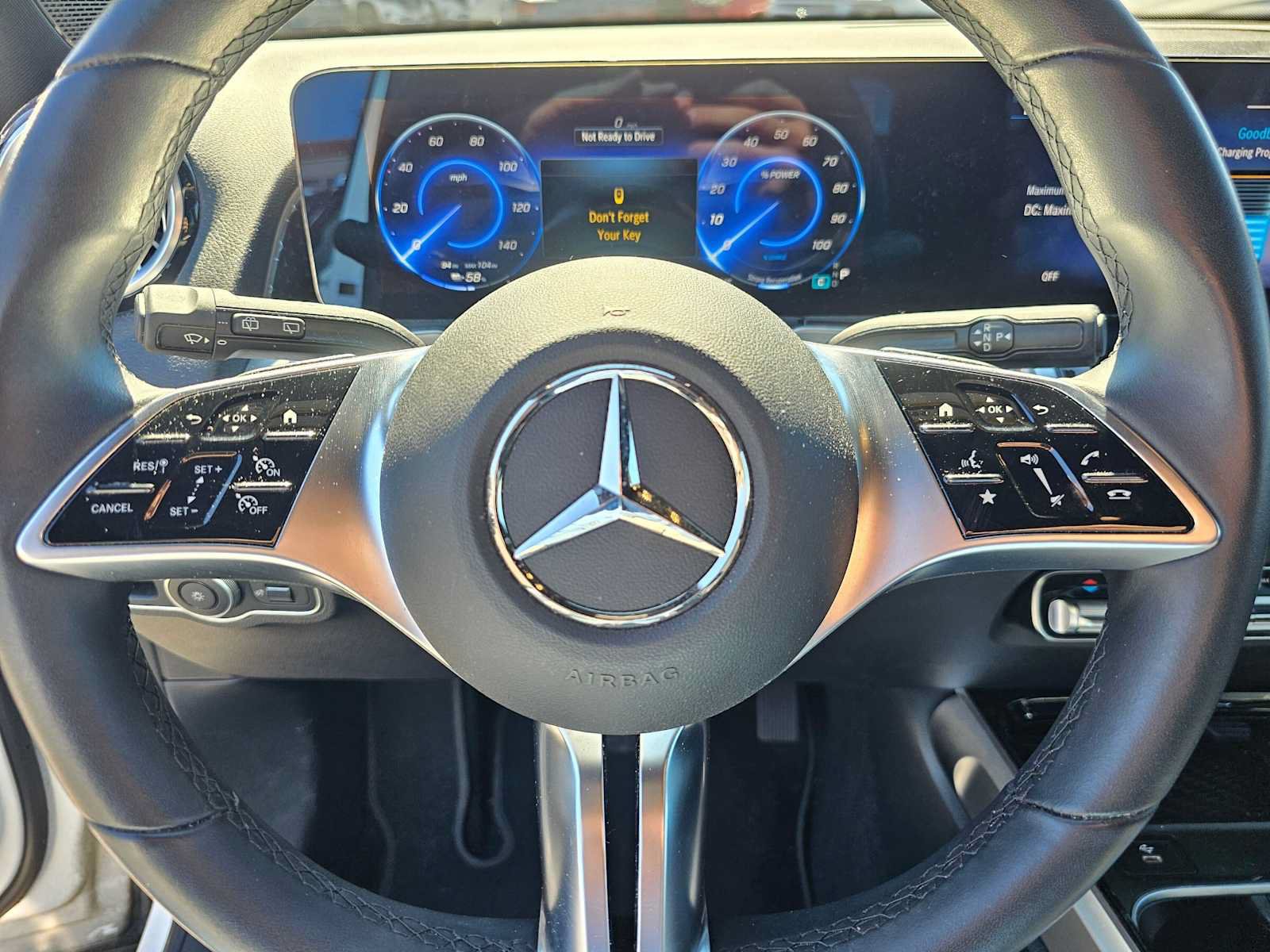 Used 2024 Mercedes-Benz EQB 250+ image 23