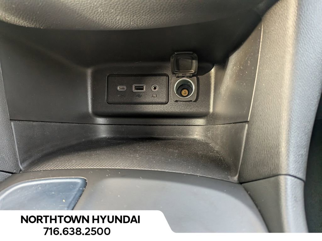 Used 2022 Chevrolet Equinox LT image 16