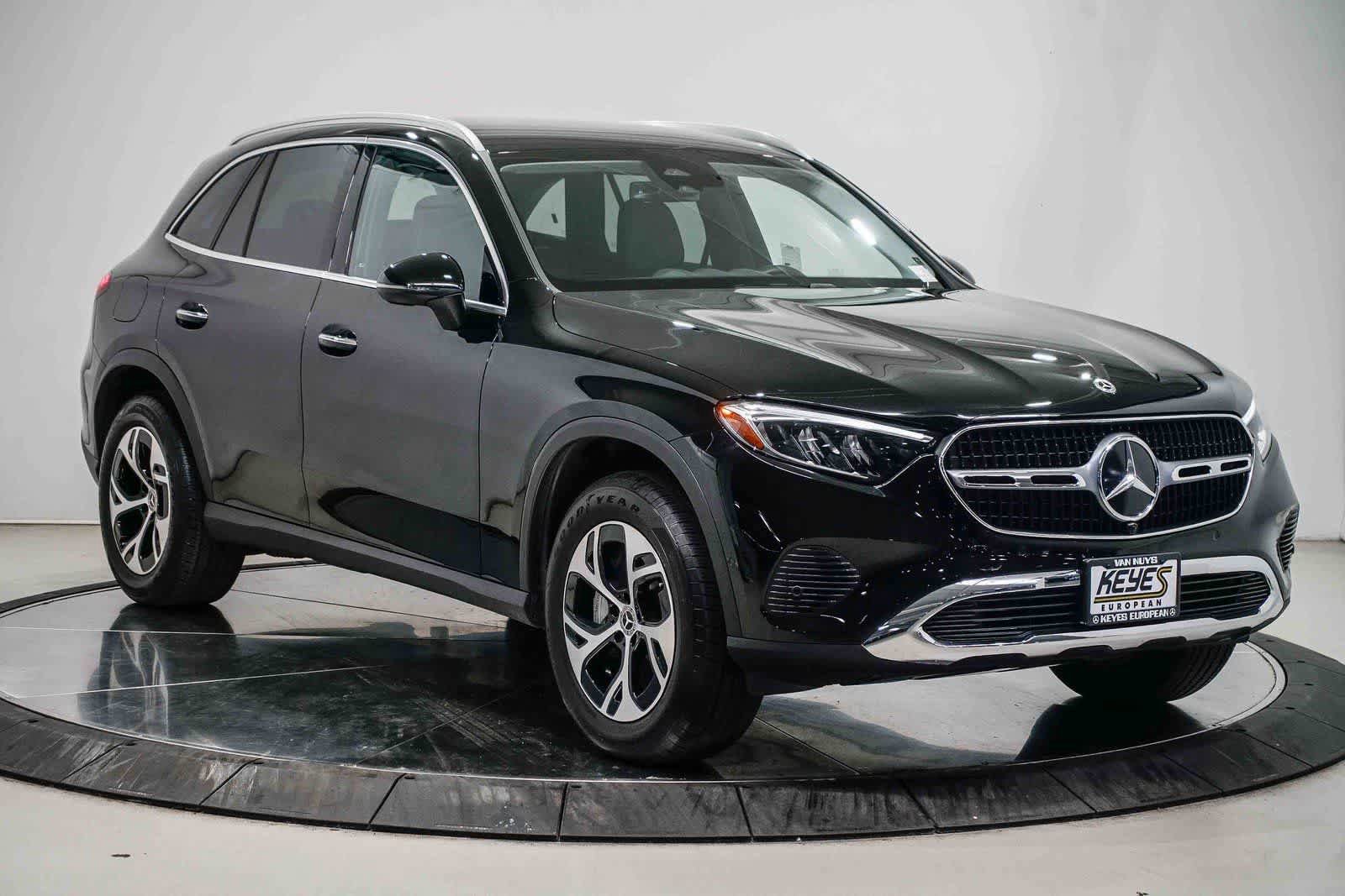 Certified 2025 Mercedes-Benz GLC 350e 4MATIC image 5