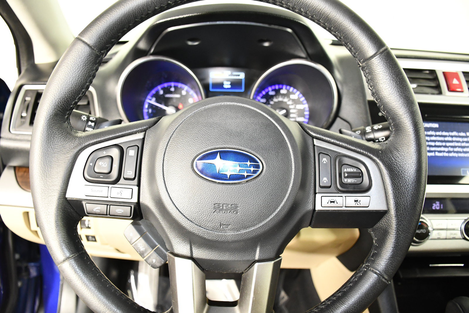 Used 2017 Subaru Outback 2.5i Limited AWD/4WD image 19