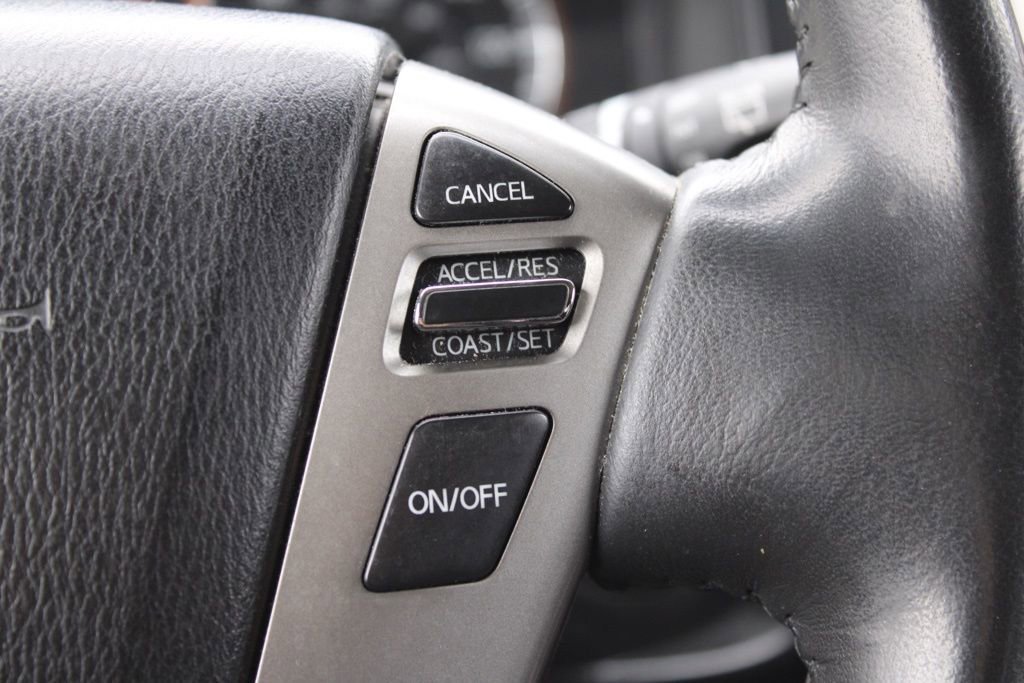 Used 2015 Nissan Armada SL image 35