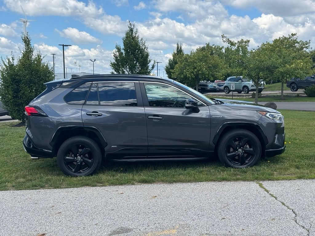Used 2019 Toyota RAV4 XSE AWD/4WD image 6