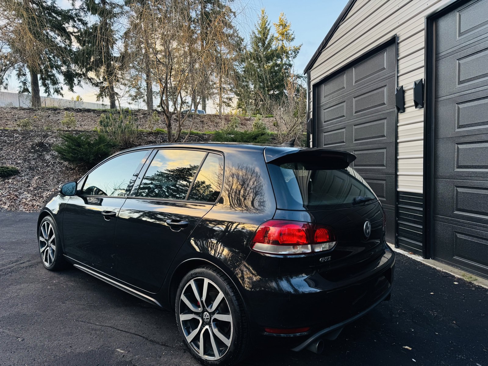 Used 2014 Volkswagen GTI Wolfsburg Edition FWD image 15