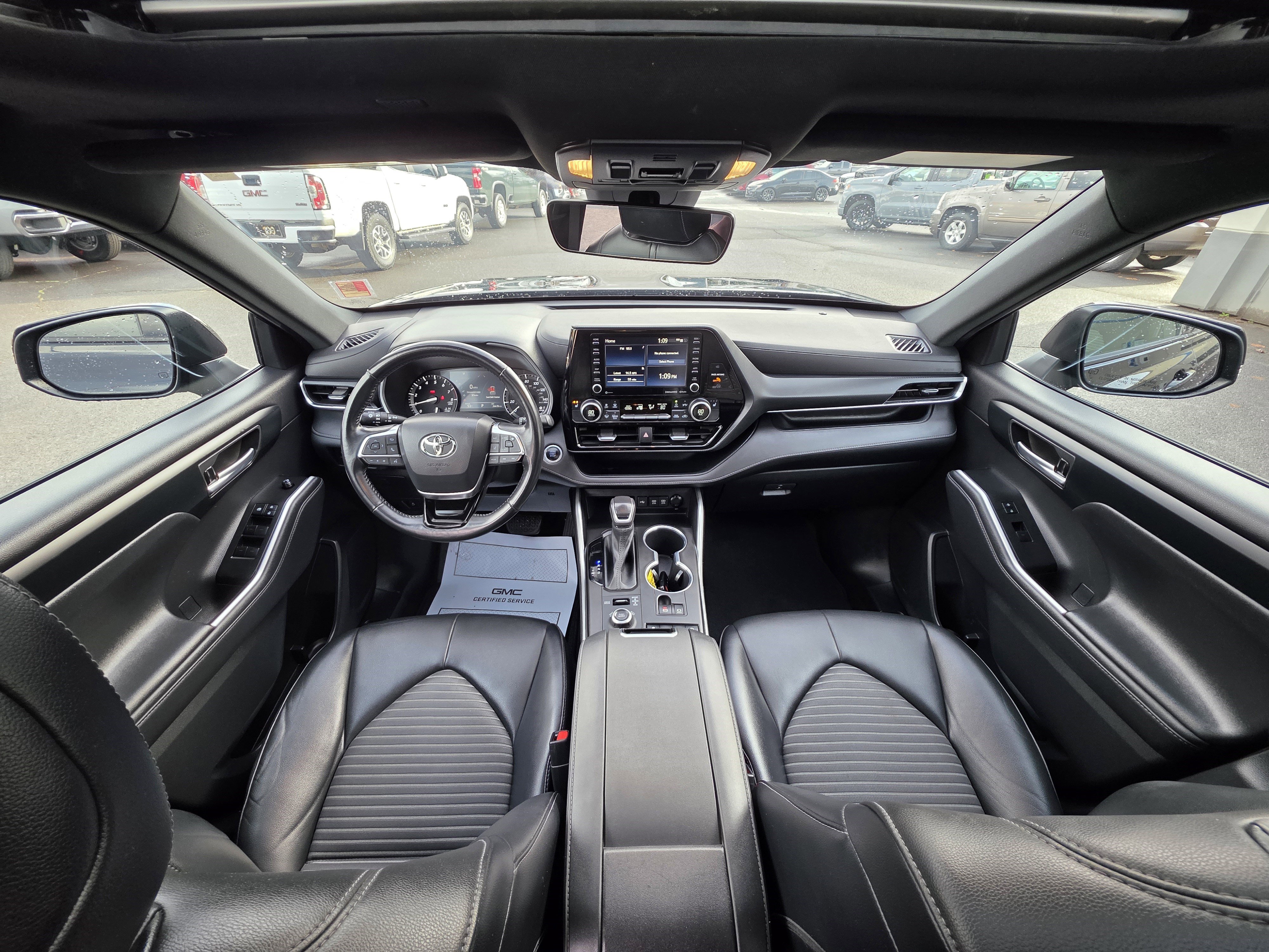 Used 2021 Toyota Highlander XSE image 20