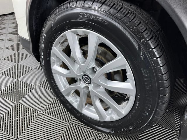 Used 2021 Nissan Rogue Sport SV FWD image 14