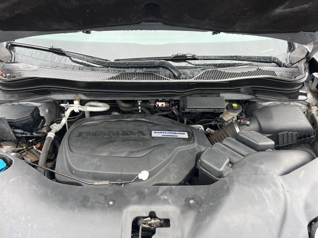 Used 2019 Honda Pilot Touring image 32