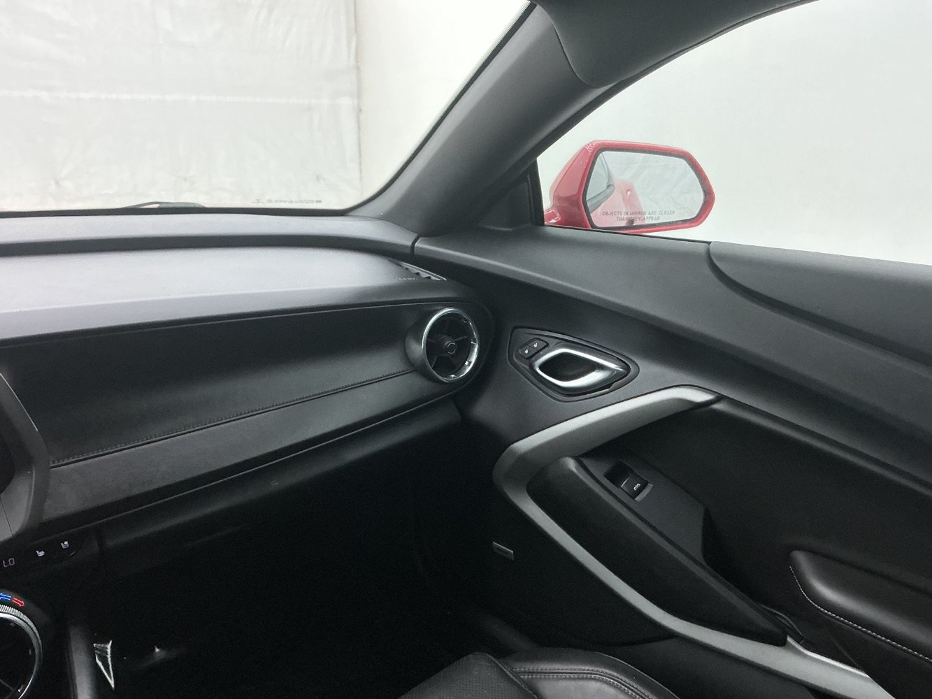 Used 2018 Chevrolet Camaro LT RWD image 24