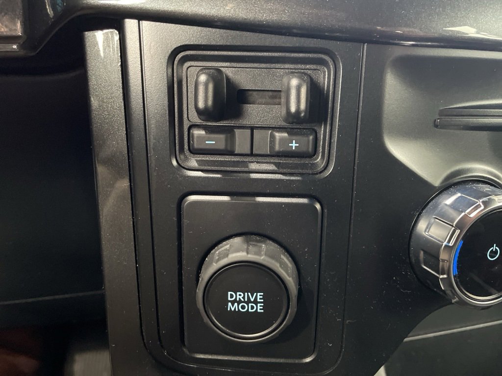 Certified 2022 Ford F150 XLT w/ Equipment Group 302A High image 20