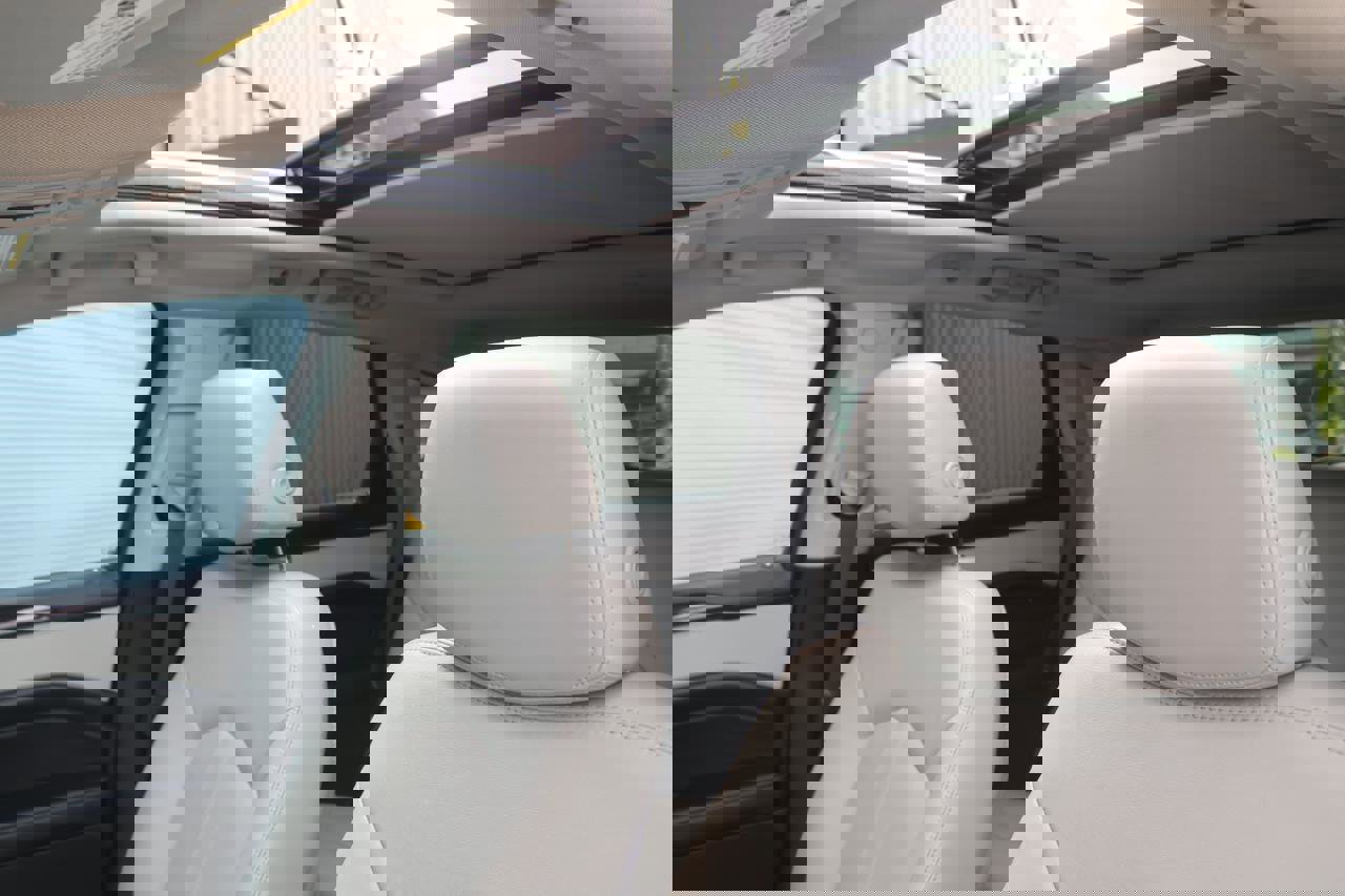 Used 2016 Cadillac SRX Premium image 34