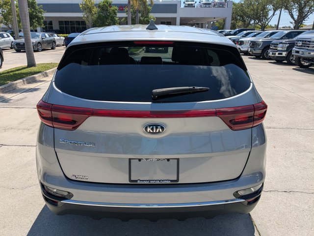 Used 2022 Kia Sportage LX image 5