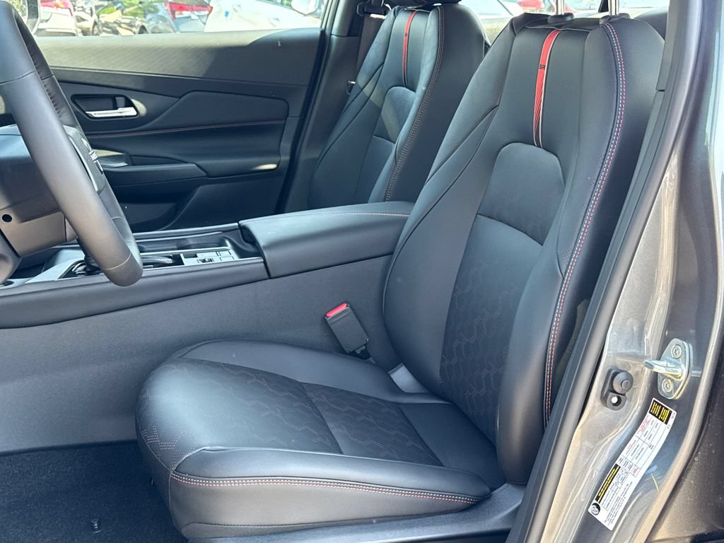 New 2026 Nissan Sentra SR w/ SR Premium Package FWD image 6