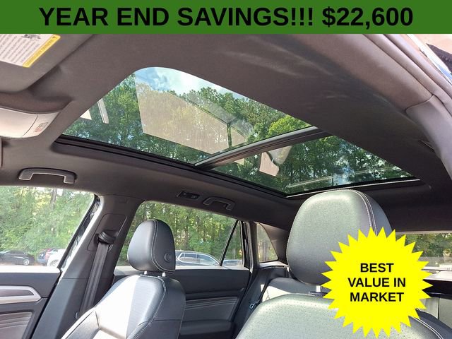 Used 2022 Volkswagen Atlas Cross Sport SEL R-Line image 16