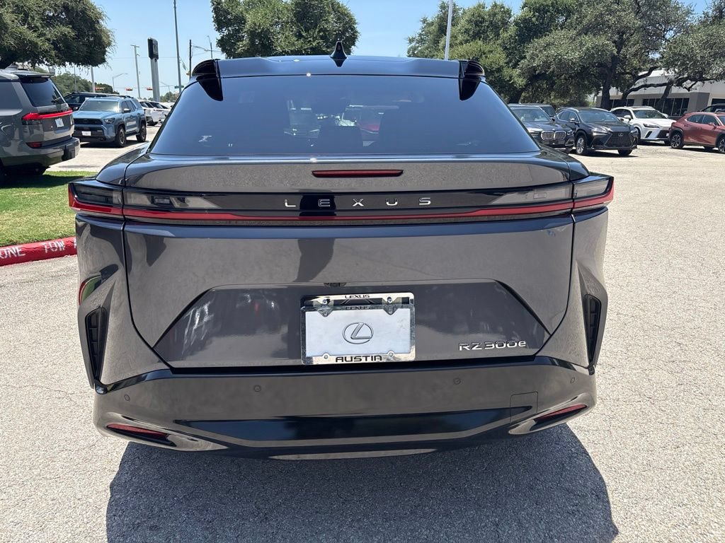 Certified 2025 Lexus RZ 300e w/ Accessory Package (2T) FWD image 4
