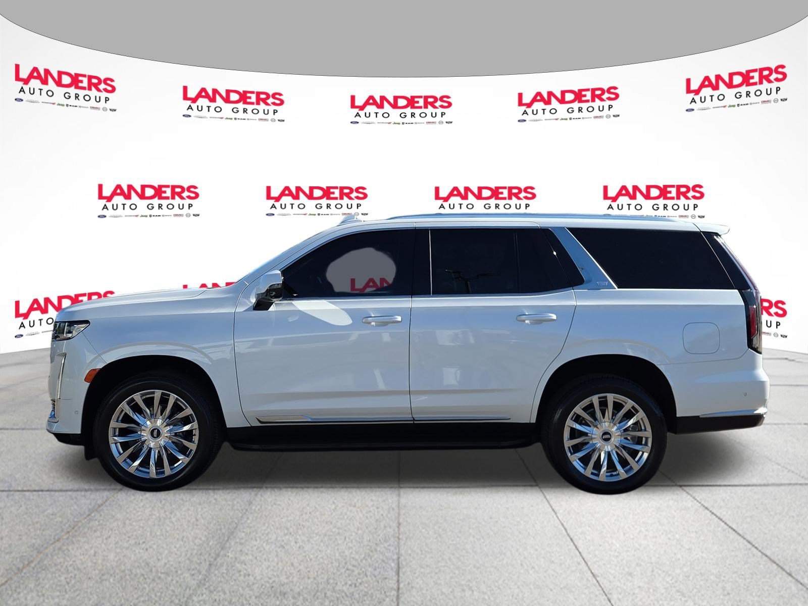 Used 2023 Cadillac Escalade Premium Luxury AWD/4WD image 6
