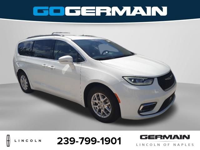 Used 2022 Chrysler Pacifica Touring-L FWD image 6