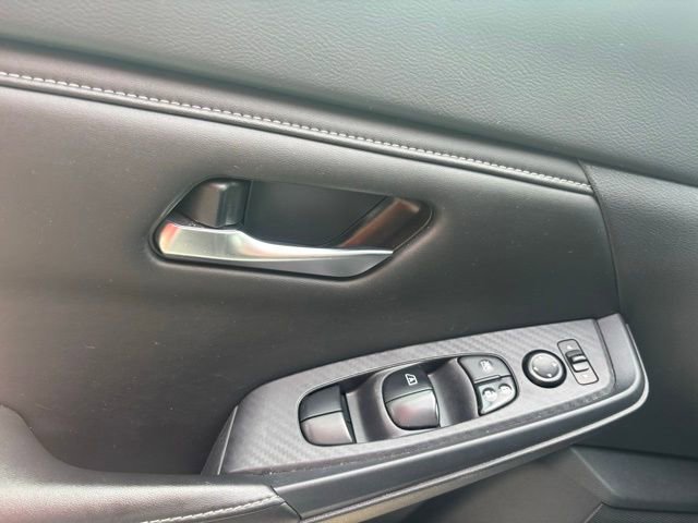 Used 2023 Nissan Sentra SV image 19