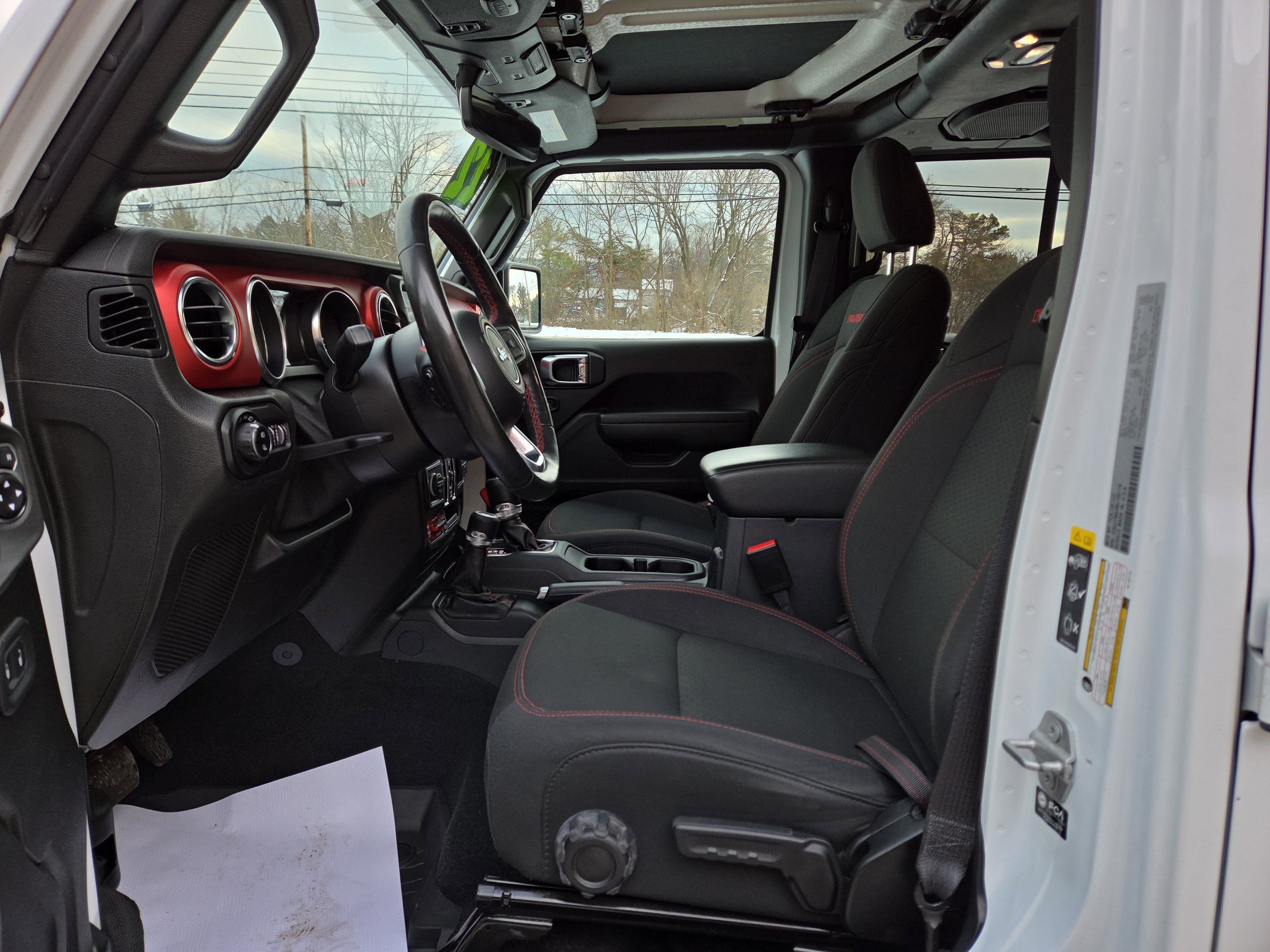 Used 2022 Jeep Gladiator Rubicon w/ Cold Weather Group image 12