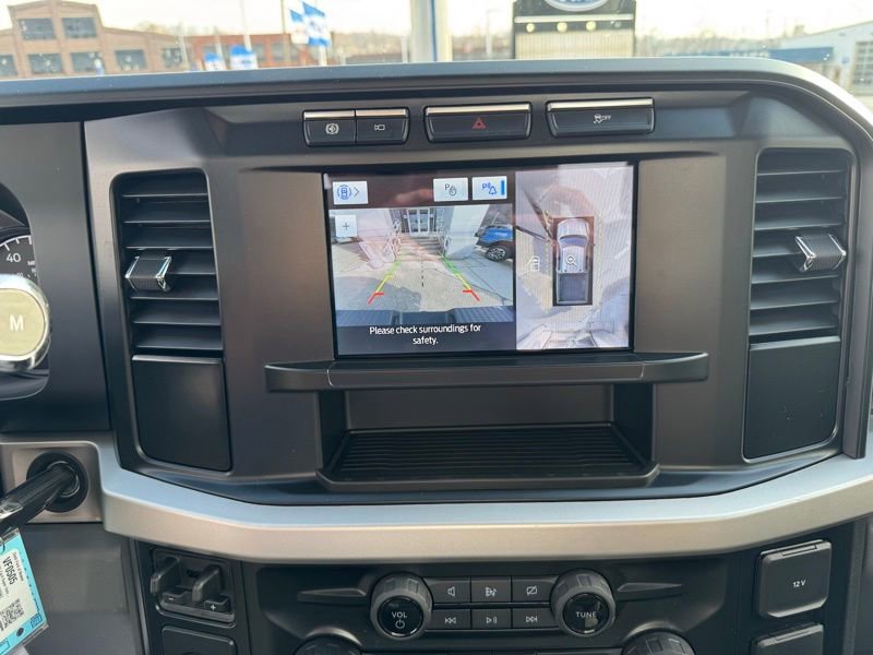New 2024 Ford F350 XL w/ 360-Degree Camera Package RWD image 32