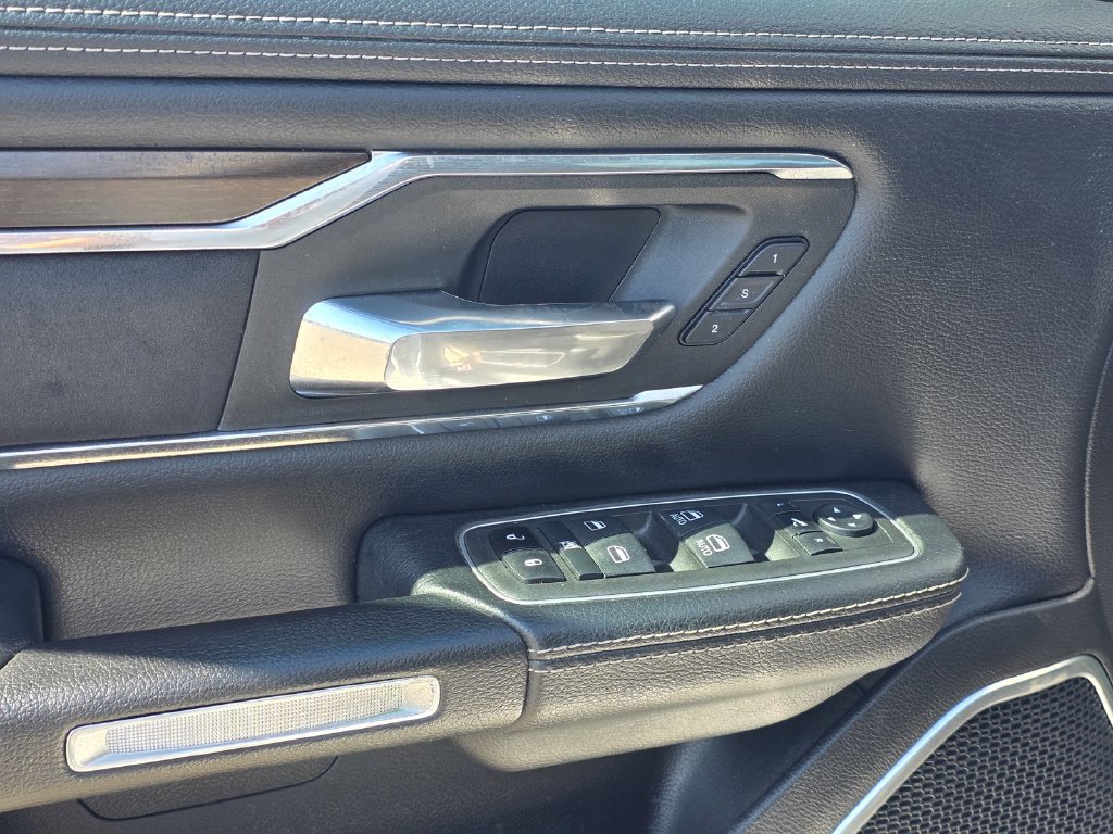 Used 2022 RAM 1500 Laramie RWD image 13