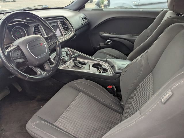 Used 2018 Dodge Challenger SXT image 11