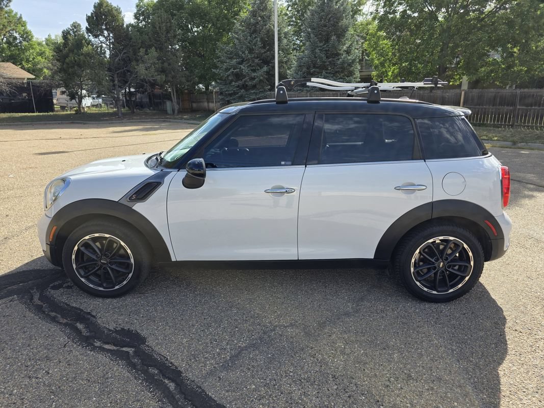 Used 2016 MINI Cooper Countryman S FWD image 2