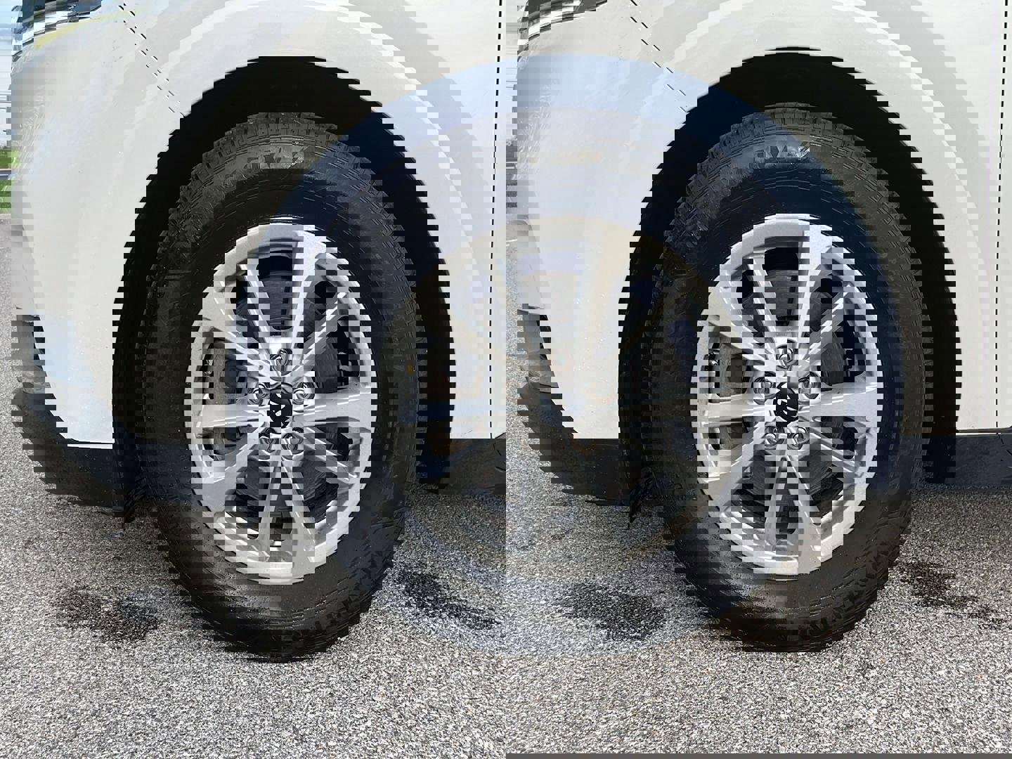 Used 2022 Kia Carnival LX image 10