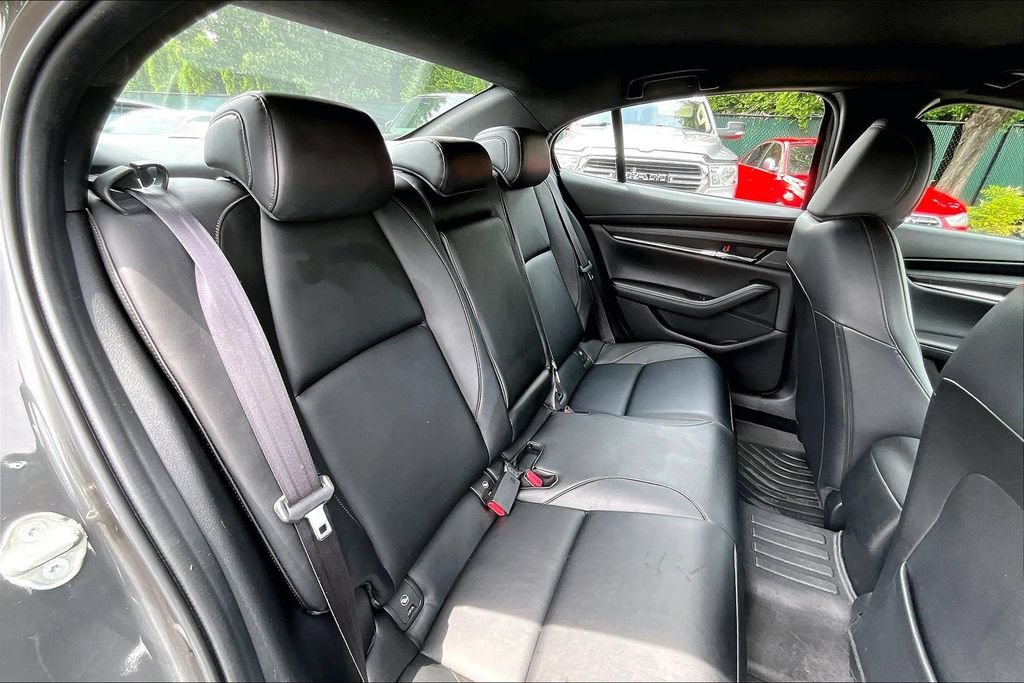 Used 2019 MAZDA MAZDA3 Sedan FWD image 20