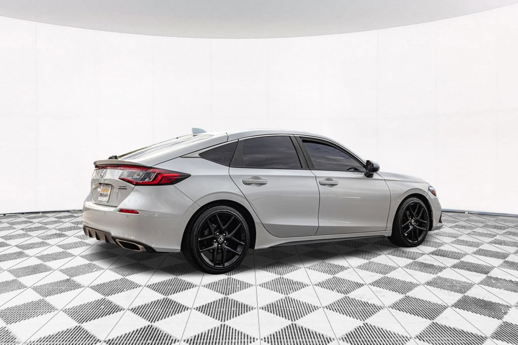 Used 2023 Honda Civic Sport Touring image 9