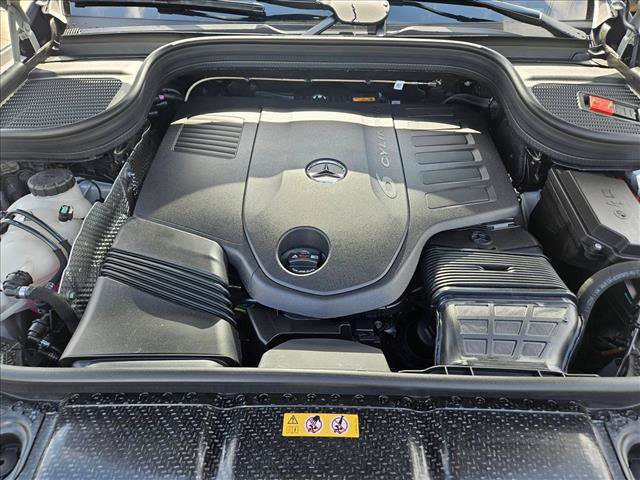 New 2026 Mercedes-Benz GLS 450 4MATIC image 17