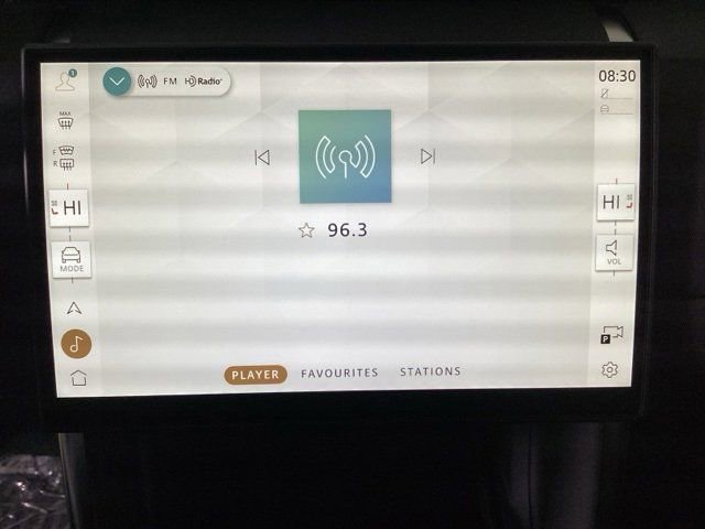 Certified 2025 Land Rover Discovery Sport S image 17