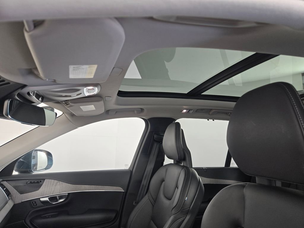 Used 2022 Volvo XC90 T8 Inscription image 20