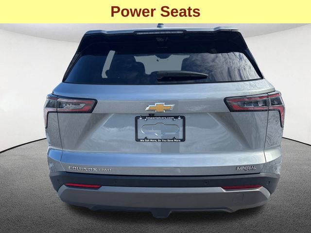 Used 2025 Chevrolet Equinox LT w/ Safety and Technology Package image 12