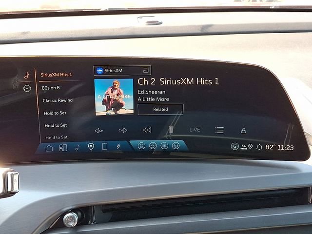 New 2026 Cadillac Vistiq Sport w/ LPO, Floor Liner Package image 11