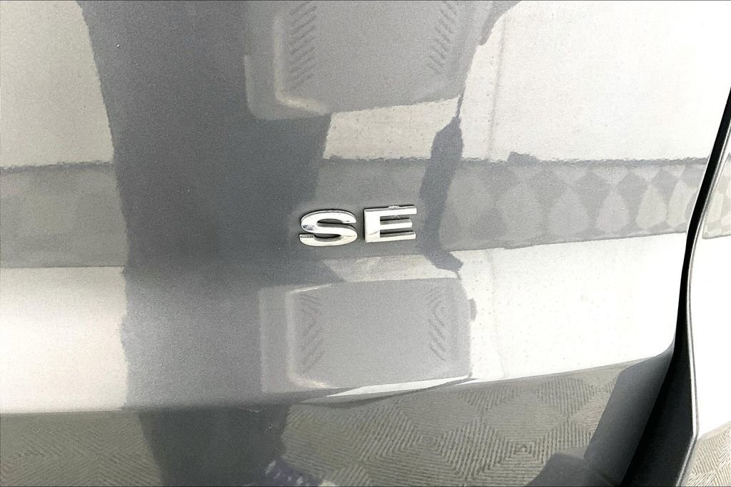 Used 2021 Ford EcoSport SE image 14