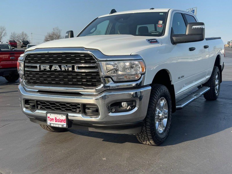 Used 2024 RAM 2500 Big Horn w/ Safety Group image 10