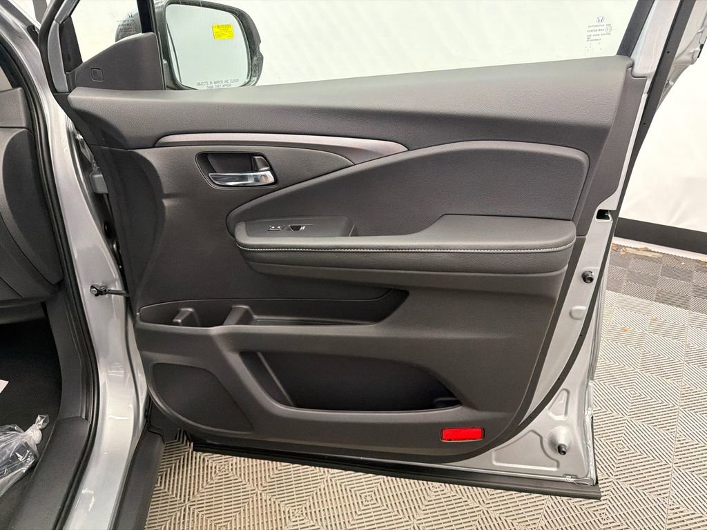 New 2026 Honda Ridgeline RTL image 16