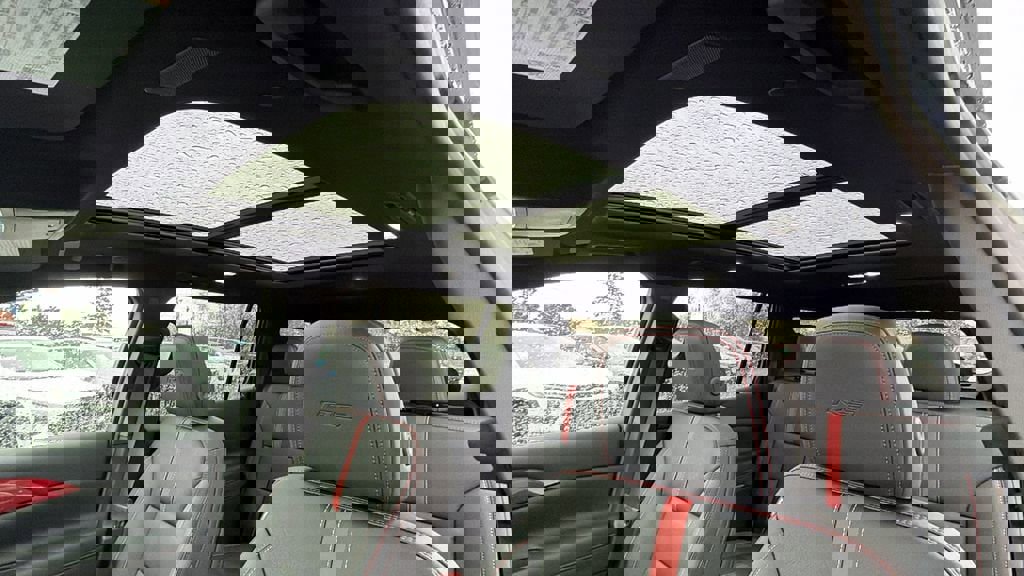 New 2026 Chevrolet Traverse RS image 15