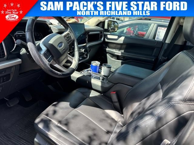 Used 2023 Ford Expedition XLT AWD/4WD image 6