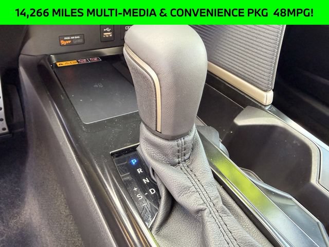Used 2025 Toyota Camry SE FWD image 21