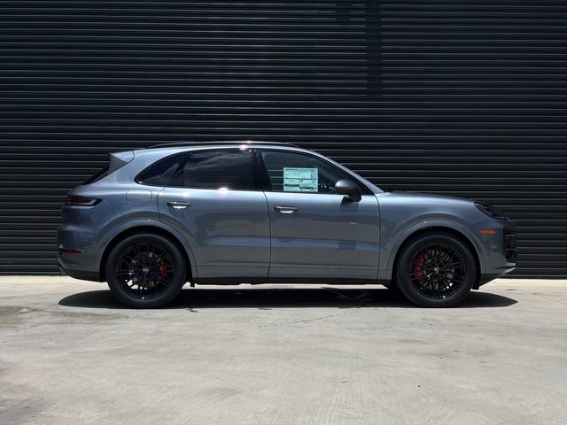 New 2026 Porsche Cayenne S AWD/4WD image 8