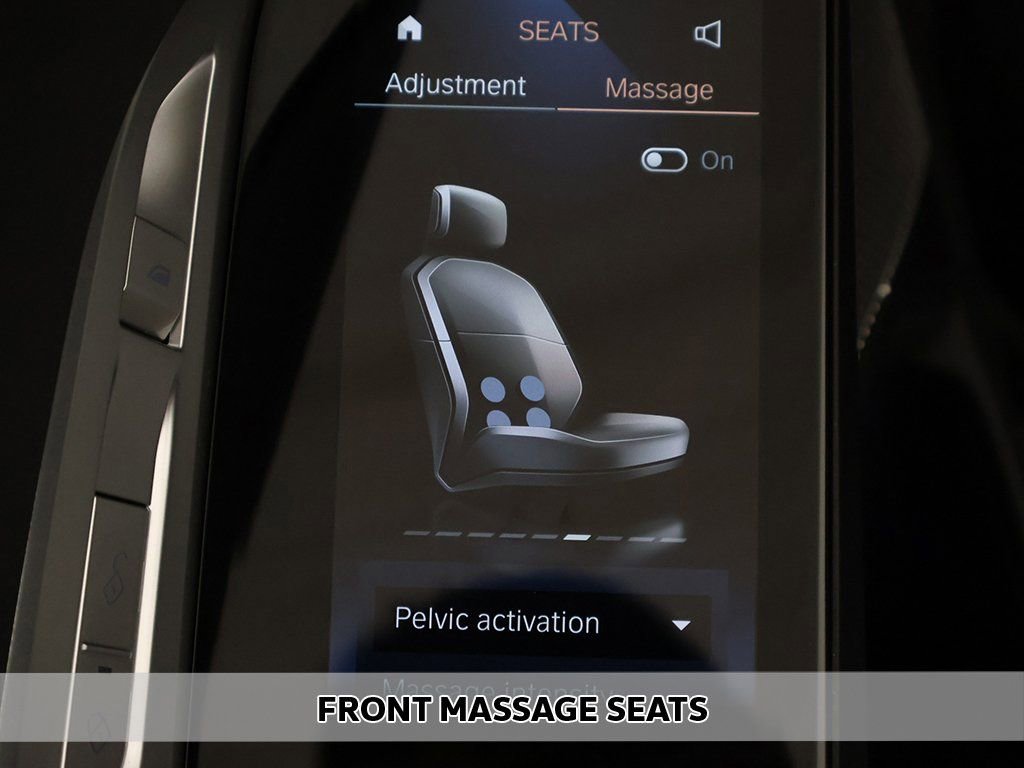 Used 2025 BMW i7 xDrive60 w/ Premium Package image 9